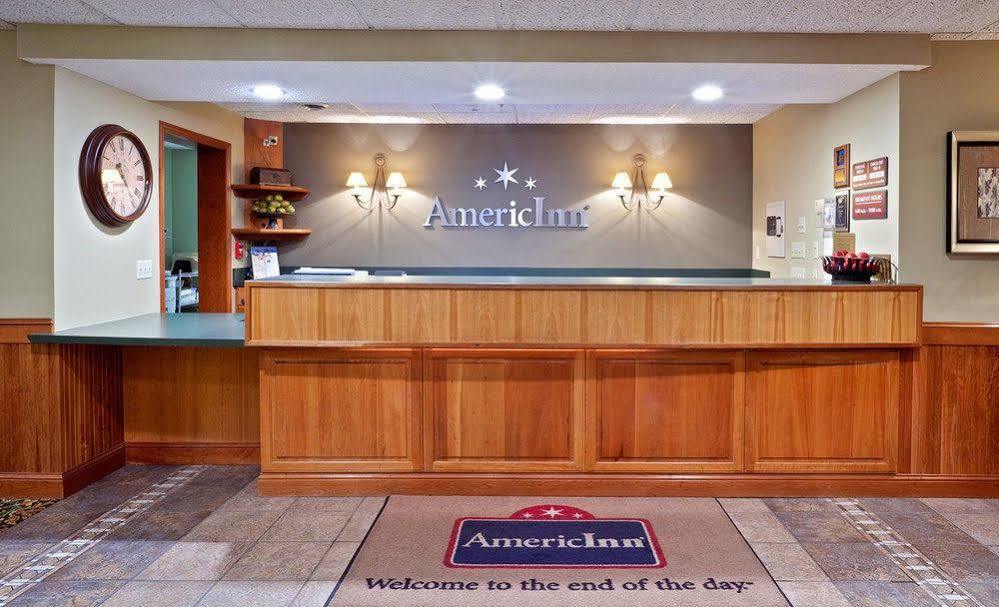 Americinn By Wyndham Stuart Bagian luar foto